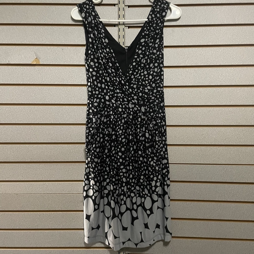 Bisou Bisou Size 4 Tank Dress Black Gray Pockets Stretch V Neck EUC